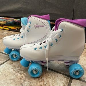 Roller skates. Size 8. Used once